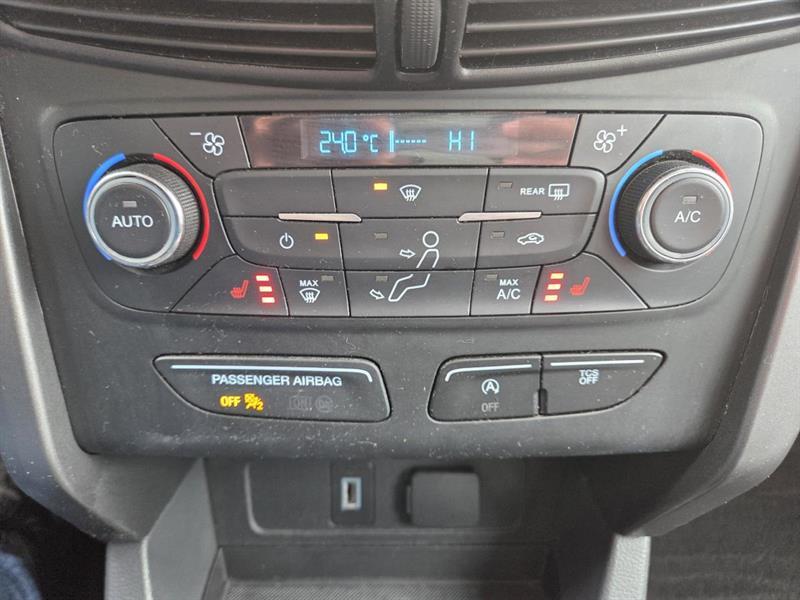 2017 Ford Escape - Image 21