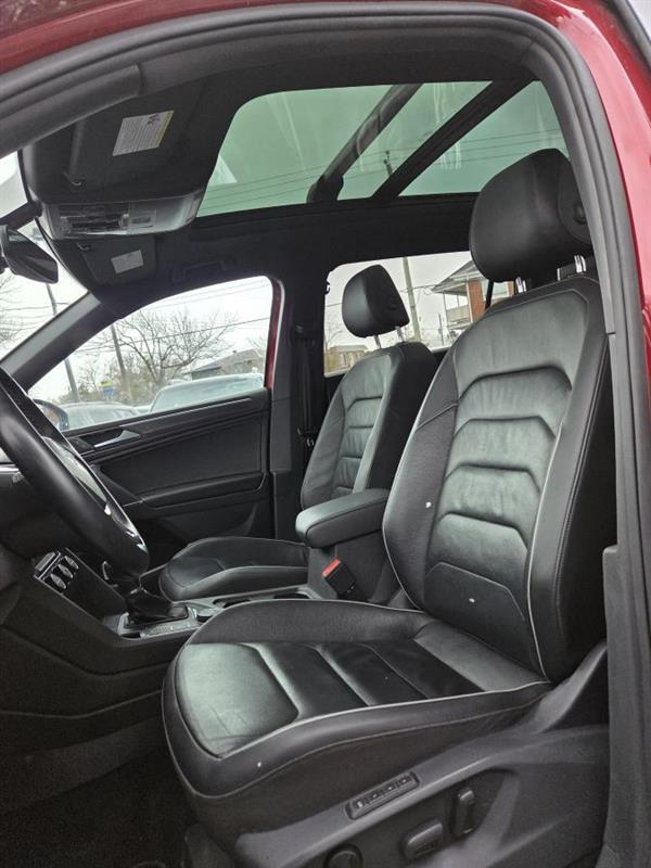 2018 Volkswagen Tiguan - Image 16