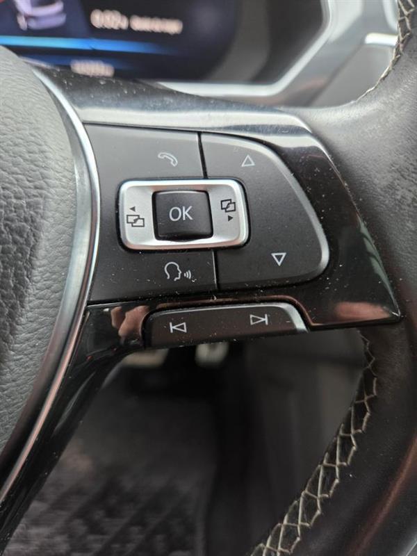 2018 Volkswagen Tiguan - Image 18