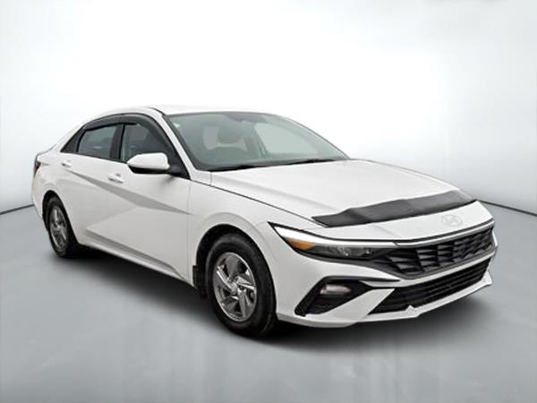 hyundai Elantra 2024