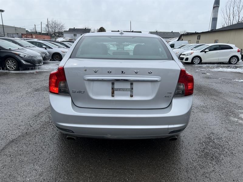 volvo S40 2009 - 7