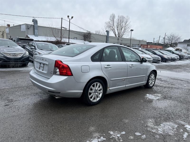 volvo S40 2009 - 8