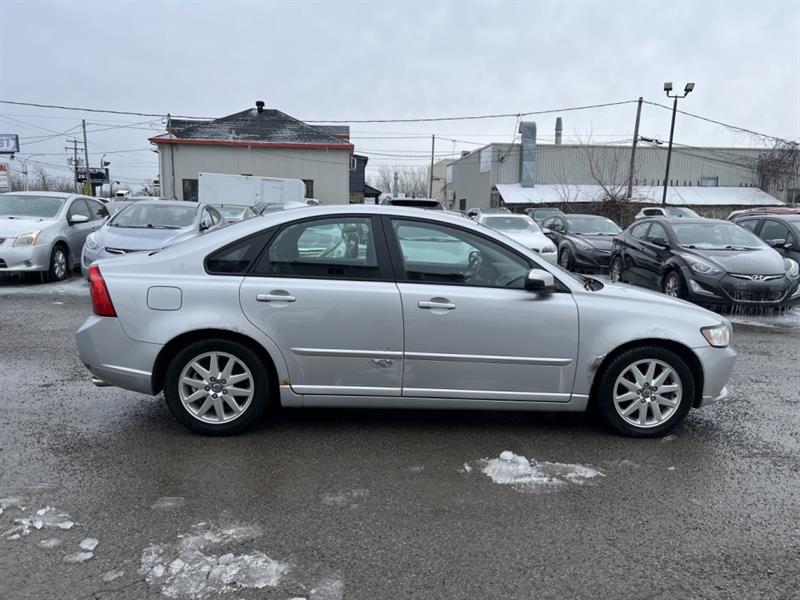 volvo S40 2009 - 9