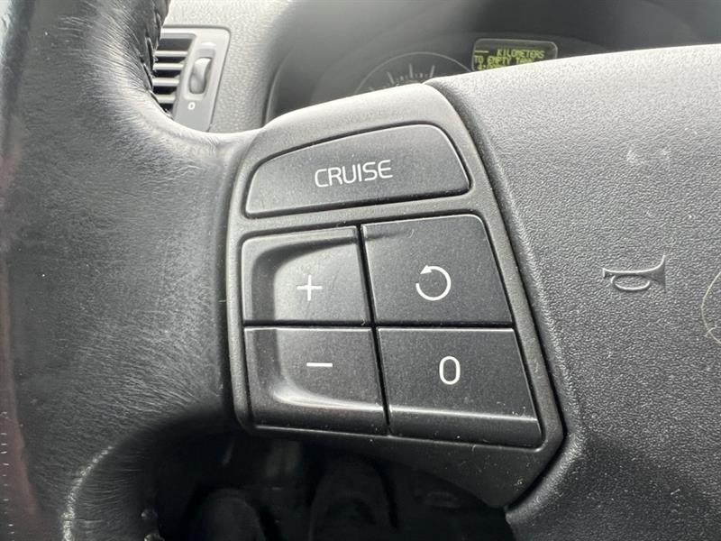 volvo S40 2009 - 14