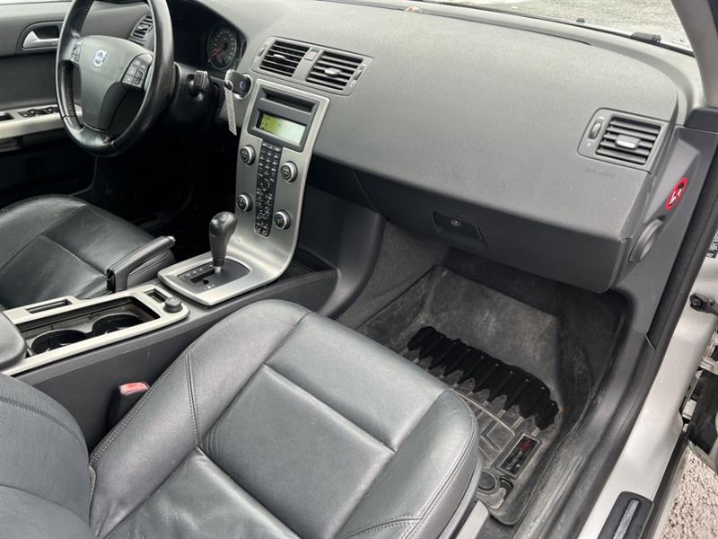 volvo S40 2009 - 25