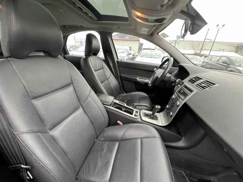 volvo S40 2009 - 26