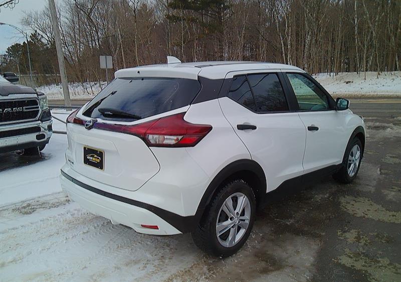 nissan Kicks 2023 - 11