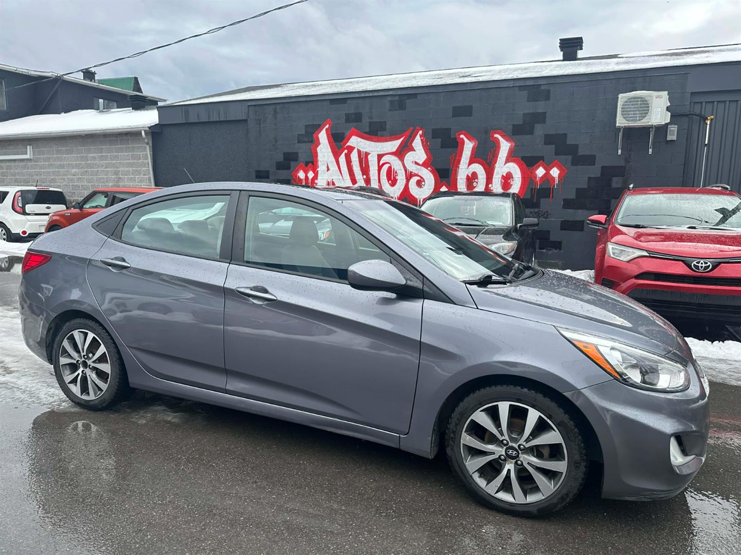 2017 Hyundai Accent SE Sedan FWD