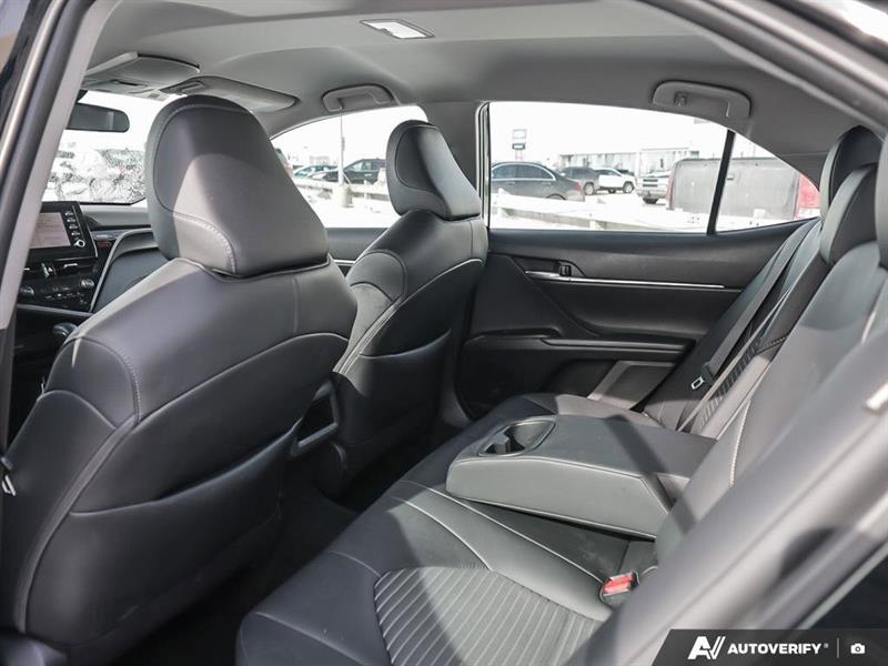 toyota Camry 2024 - 26