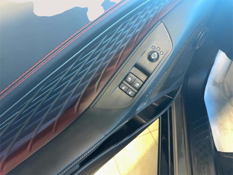 dodge Charger 2026 - 9