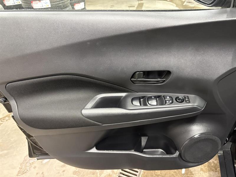 nissan Kicks 2023 - 25