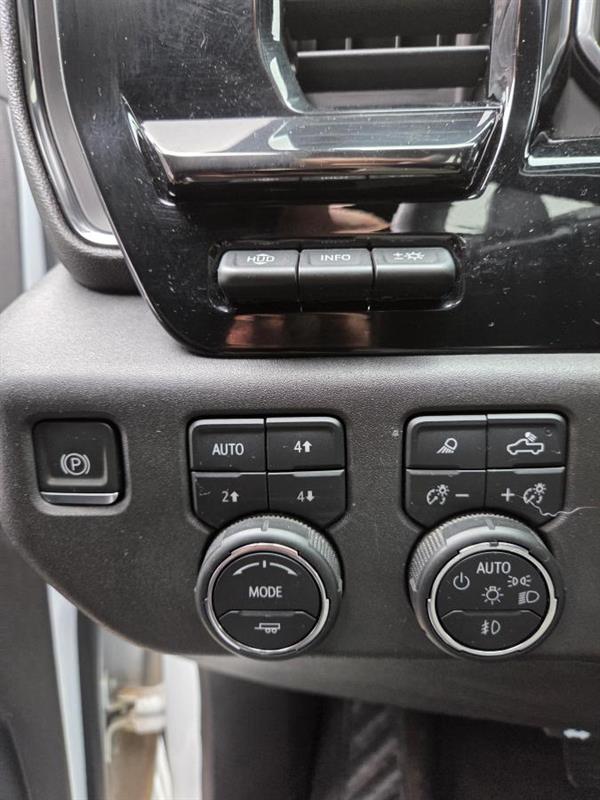 chevrolet Silverado 1500 2024 - 23