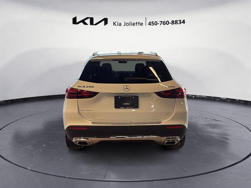 mercedes-benz GLA 2024 - 6