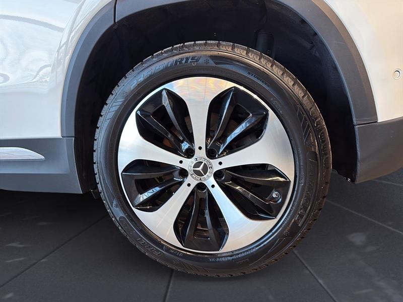 mercedes-benz GLA 2024 - 8