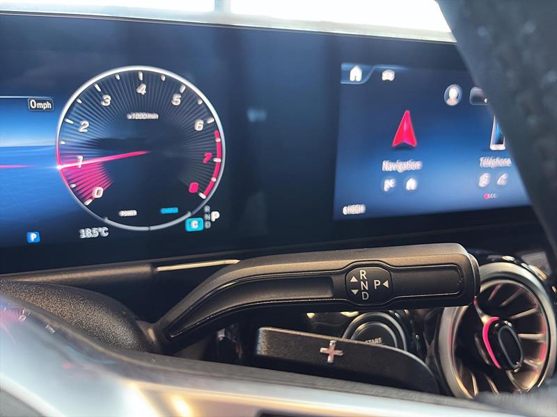 mercedes-benz GLA 2024 - 16