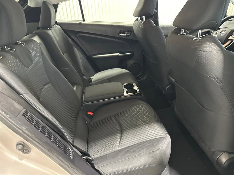 toyota Prius Prime 2018 - 16