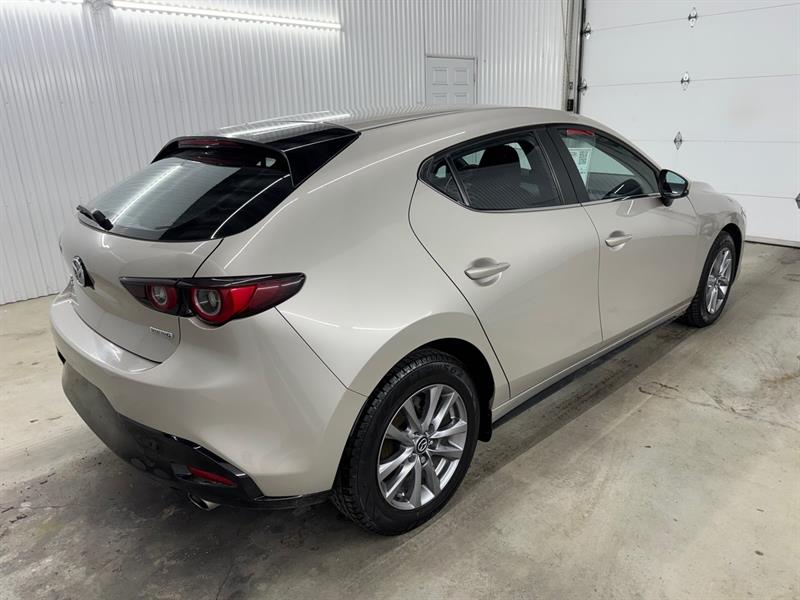 mazda Mazda3 Sport 2022 - 21