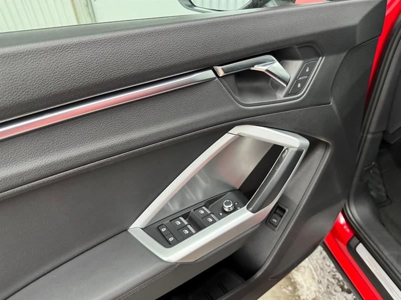 audi Q3 2019 - 13