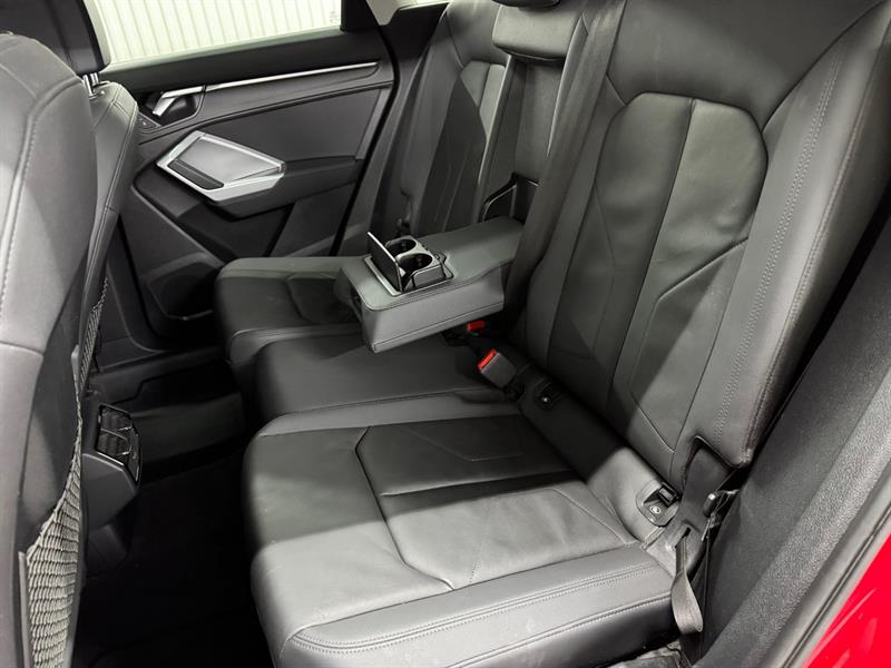 audi Q3 2019 - 16