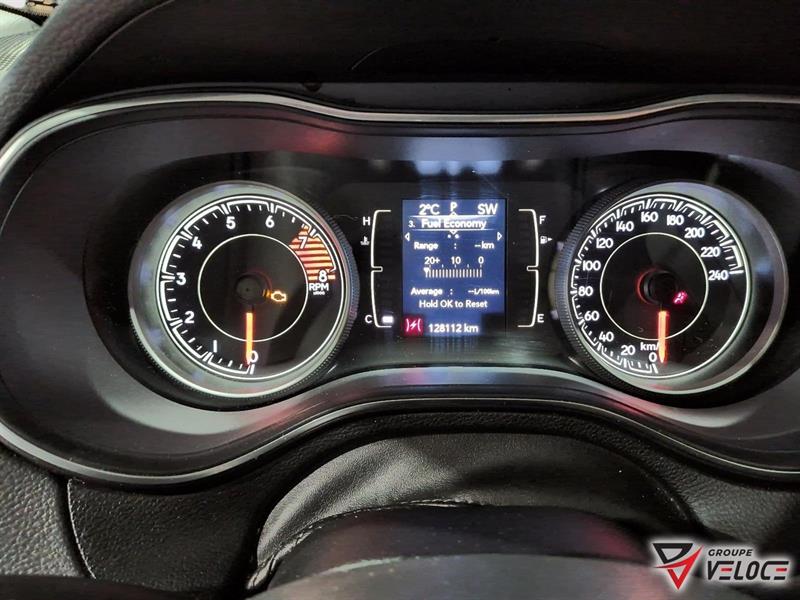 jeep Cherokee 2022 - 12