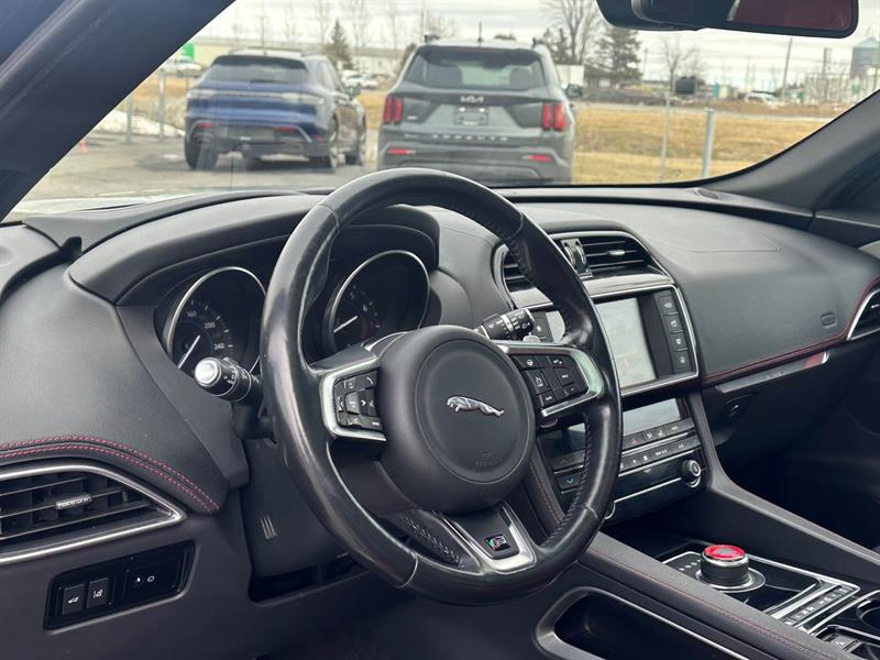 jaguar F-PACE 2017 - 18