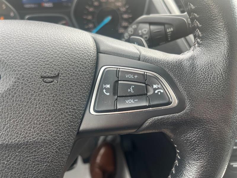 ford Escape 2017 - 24