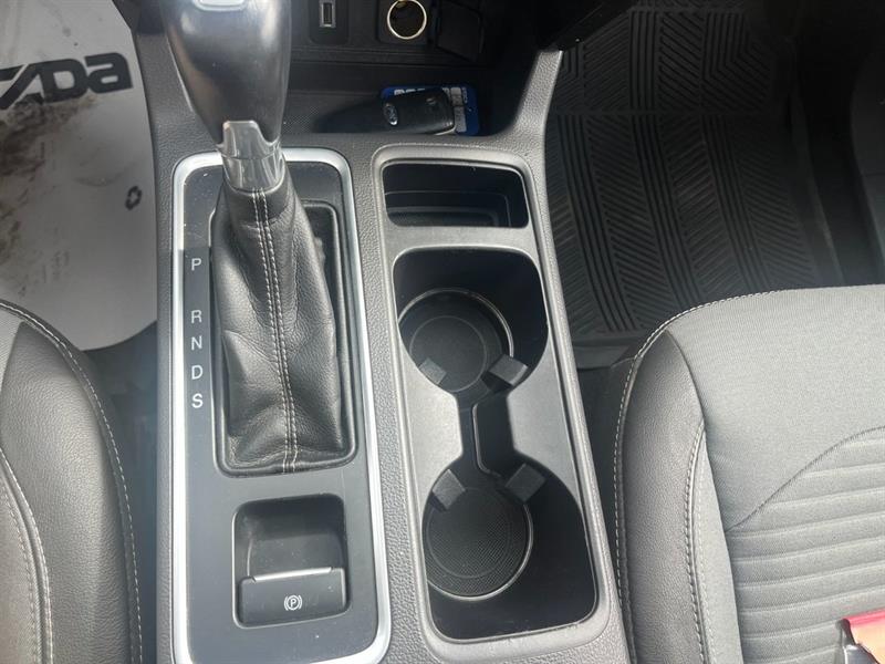 ford Escape 2017 - 29