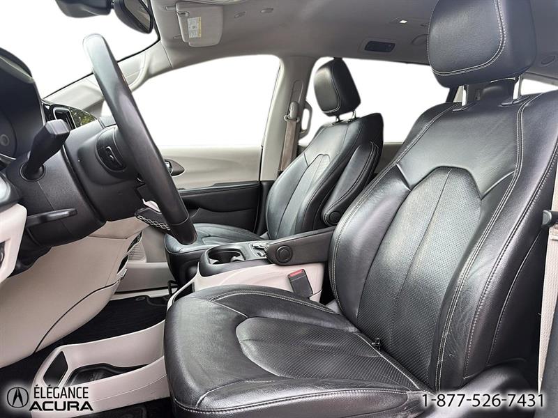 chrysler Pacifica 2022 - 11
