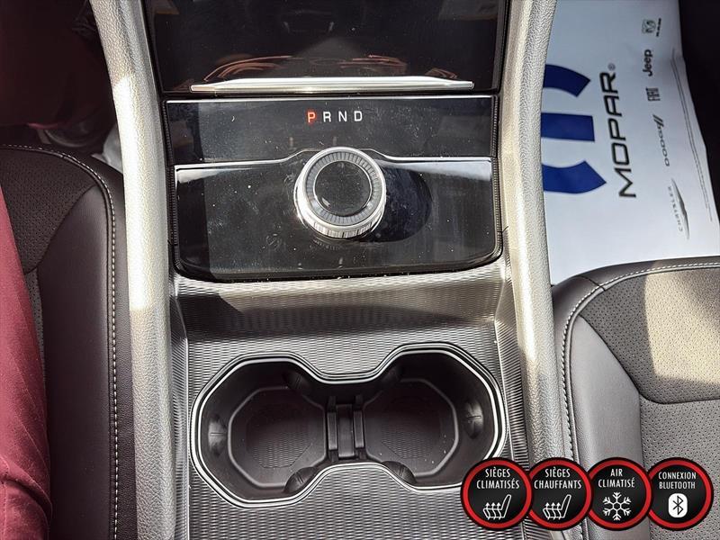 2025 Jeep Grand Cherokee - Image 16