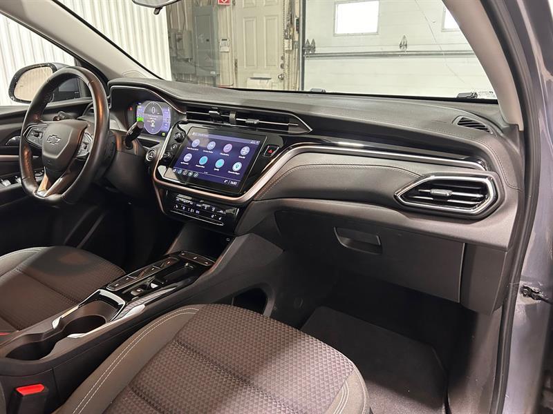 2022 Chevrolet Bolt - Image 20