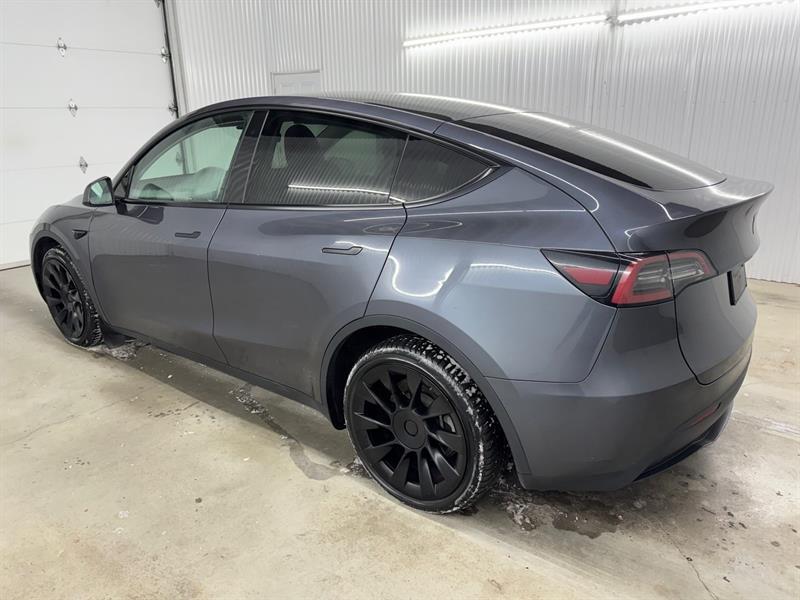 2023 Tesla Model Y - Image 8