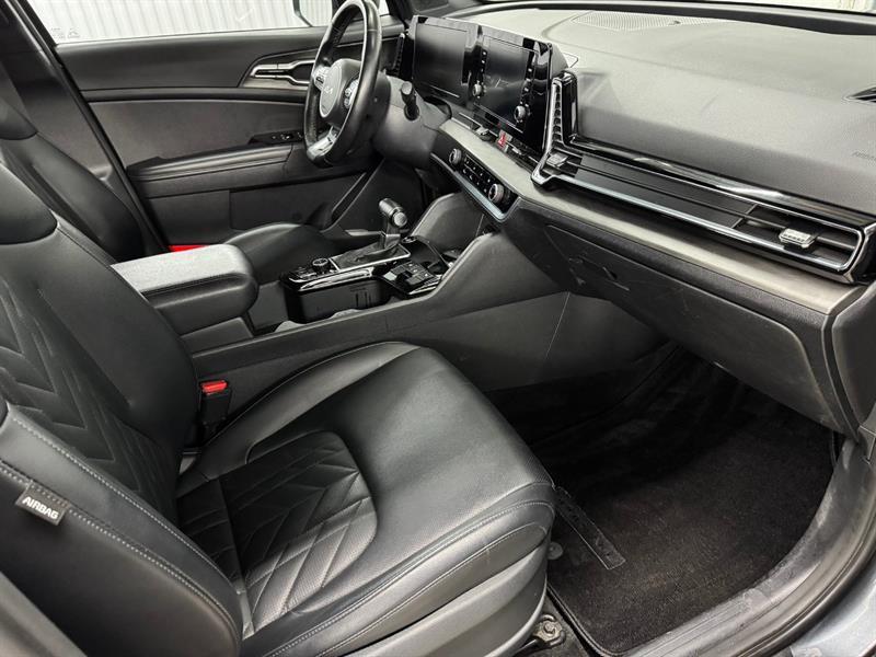 2023 Kia Sportage - Image 17