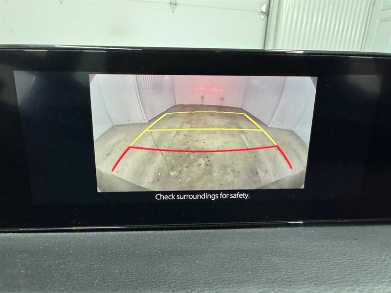 2022 Mazda Mazda3 - Image 11