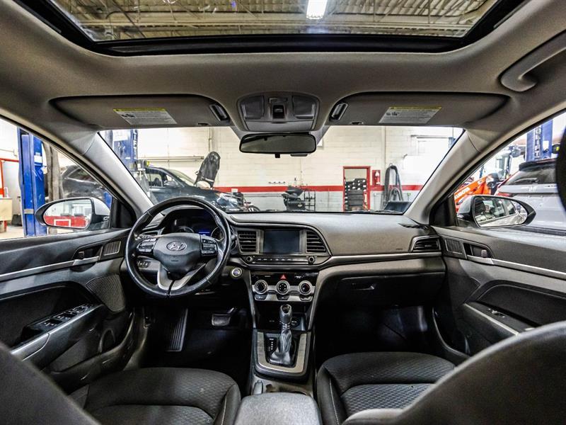 2020 Hyundai Elantra - Image 15