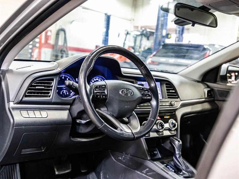 2020 Hyundai Elantra - Image 20