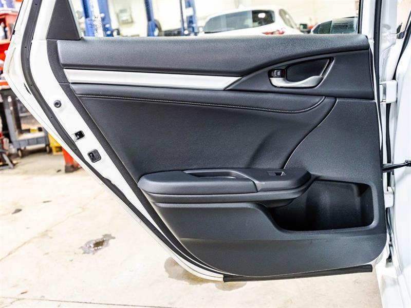 2018 Honda Civic - Image 13