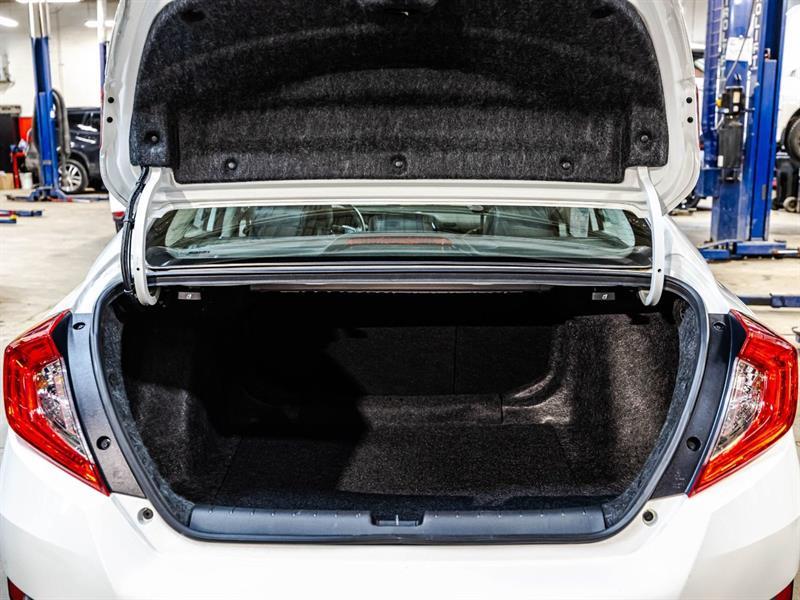 2018 Honda Civic - Image 16
