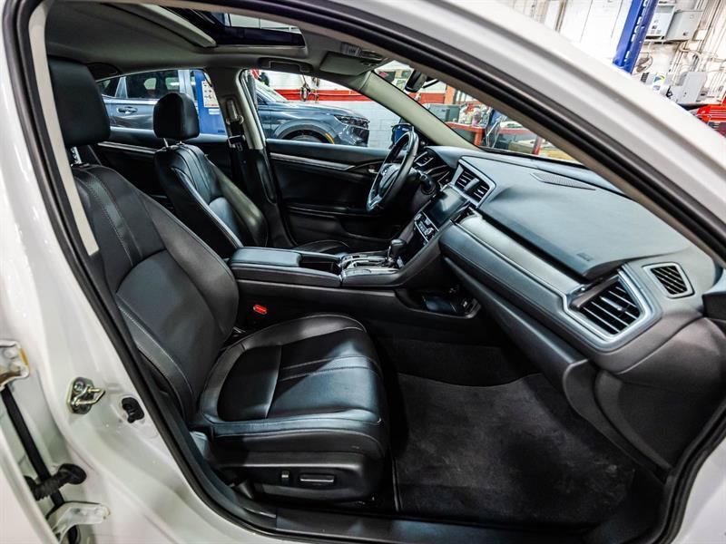 2018 Honda Civic - Image 18