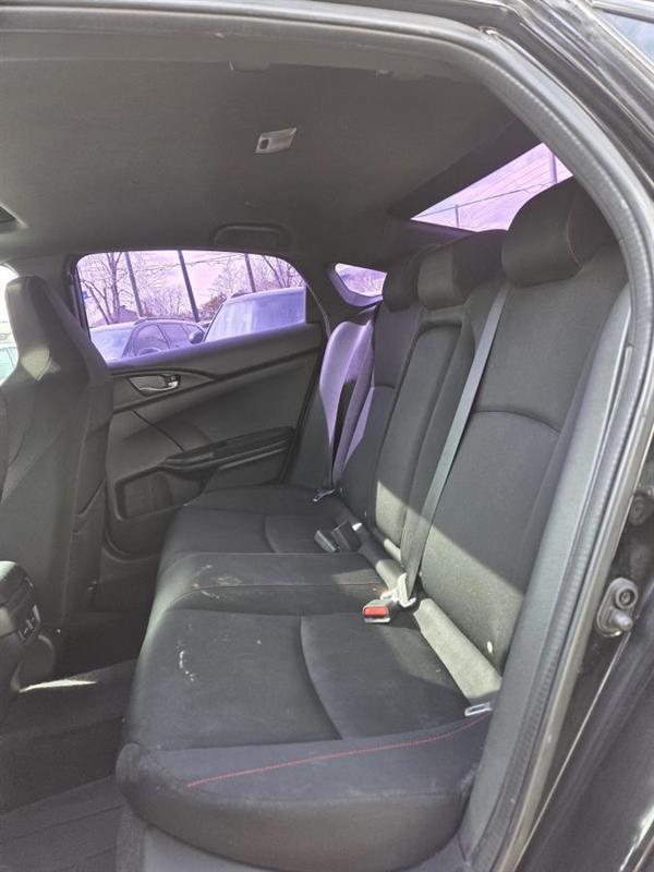 2018 Honda Civic - Image 13