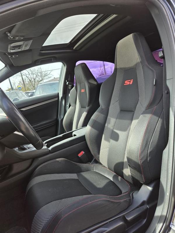 2018 Honda Civic - Image 16