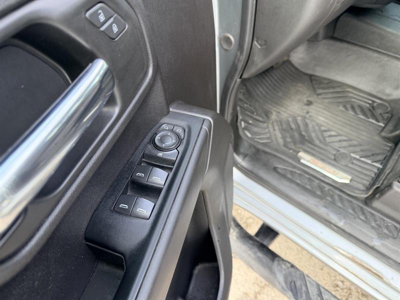 chevrolet Silverado 1500 2024 - 16