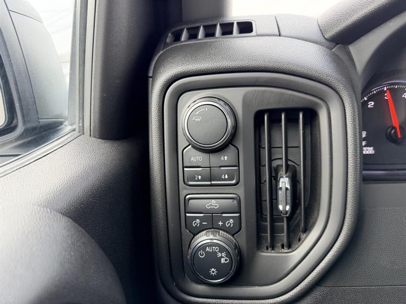 chevrolet Silverado 1500 2024 - 17