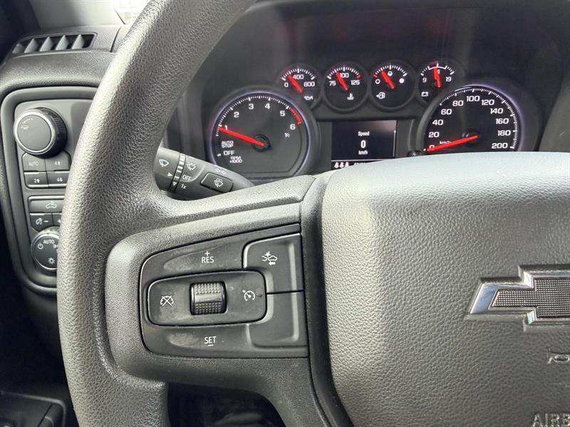 chevrolet Silverado 1500 2024 - 21