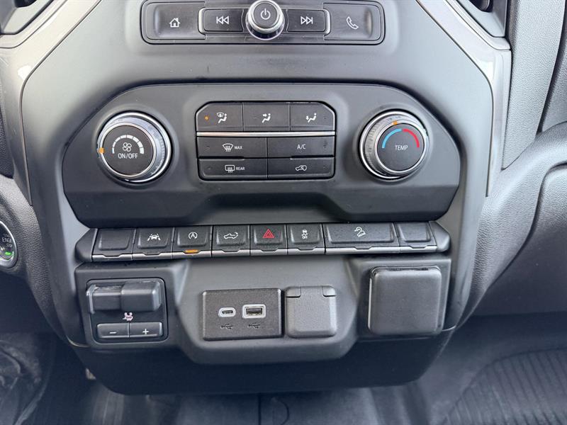 chevrolet Silverado 1500 2024 - 27