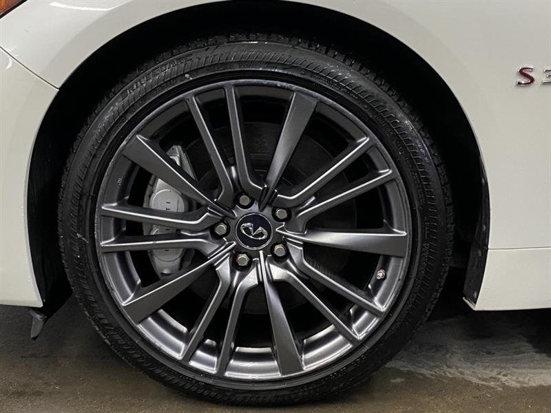infiniti Q50 2016 - 11