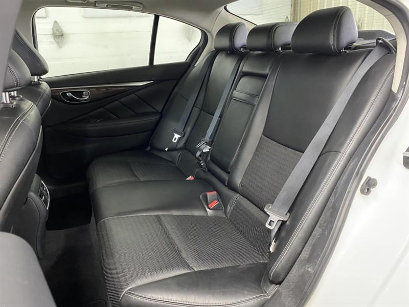 infiniti Q50 2016 - 19