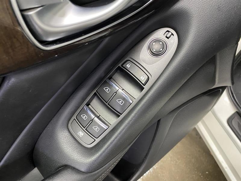 infiniti Q50 2016 - 34