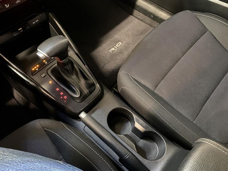kia Rio5 2022 - 27