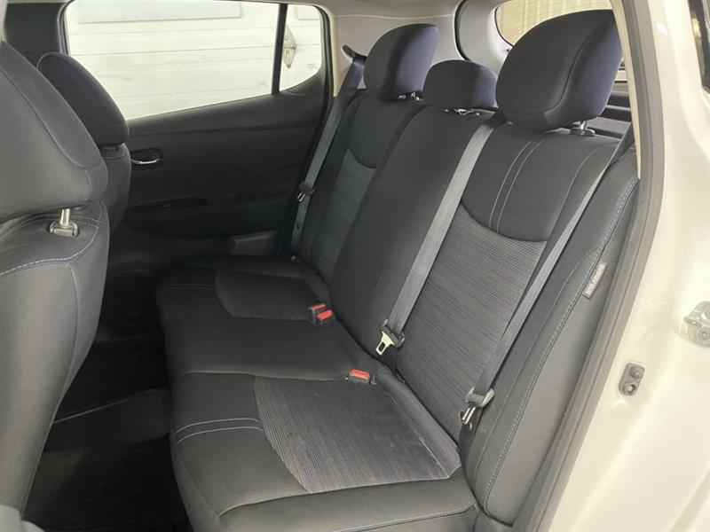 nissan LEAF 2023 - 18