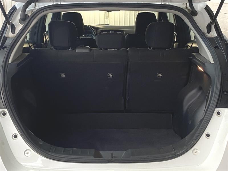 nissan LEAF 2023 - 31